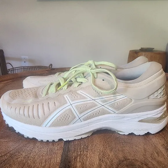 mismatched* Asics MetaRun Running Shoes 1011A603 Mens 8.5 &amp; 9.5