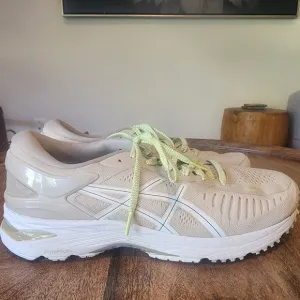 mismatched* Asics MetaRun Running Shoes 1011A603 Mens 8.5 &amp; 9.5