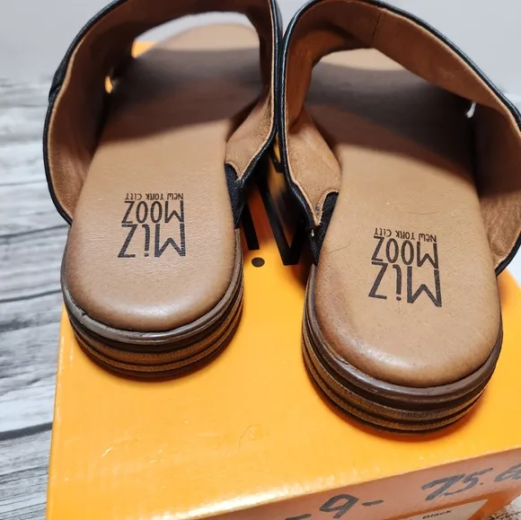 Miz Moo Dandelion Sandals