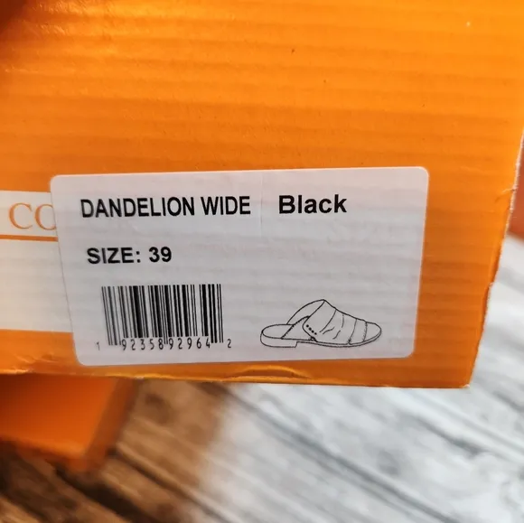 Miz Moo Dandelion Sandals