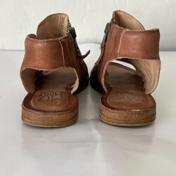 Miz Mooz Leather open toe Sandals Flaire Brandy 38 US 7.5-8