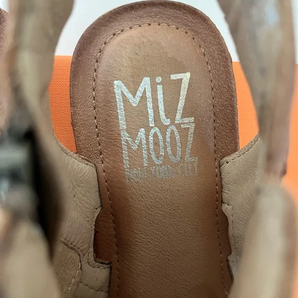 Miz Mooz Leather open toe Sandals Flaire Brandy 38 US 7.5-8