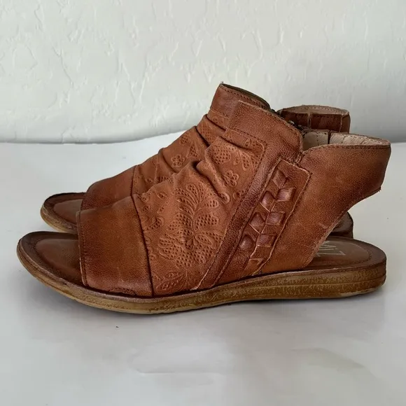Miz Mooz Leather open toe Sandals Flaire Brandy 38 US 7.5-8