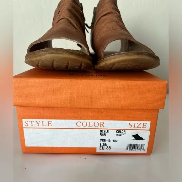 Miz Mooz Leather open toe Sandals Flaire Brandy 38 US 7.5-8