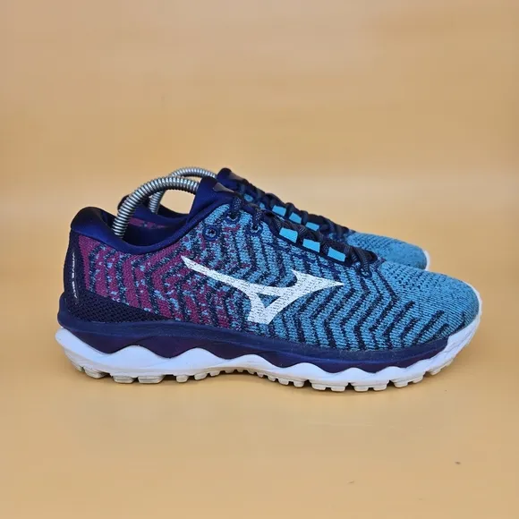 Mizuno Wave Sky 4 Waveknit Women's Running Shoes Size 8.5