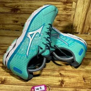 MIZUNO Women's Wave Inspire 11 Jade Green Sneaker Shoes Running Size 9.5 W WIDE