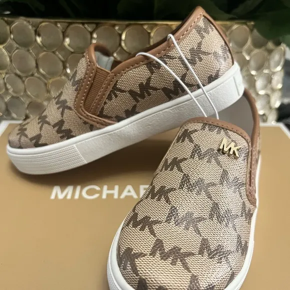 MK shoes for kids (unisex) size 10