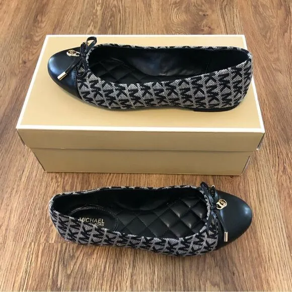 MK Michael Kors Black logo print flats loafers slip on shoes women’s 7