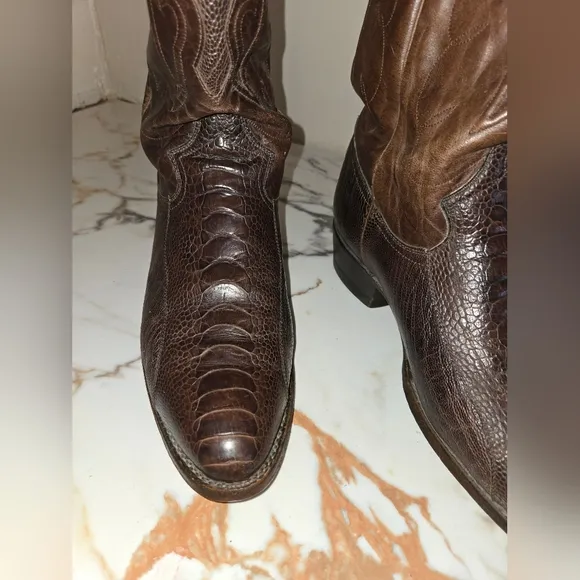 Montana Leg Ostrich Skin Mens Boots, Size 9, Asking $210.00