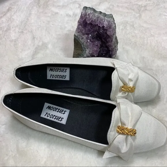 Mootsies Tootsies Vintage White Flats Size 7.5