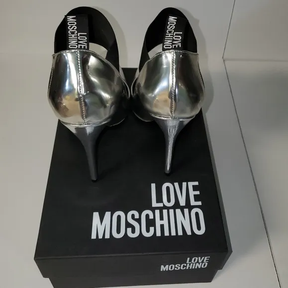 👠🔥moschino shoes