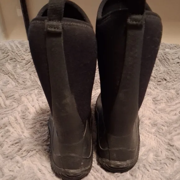 Muck Boots Kids Size 3 Black
