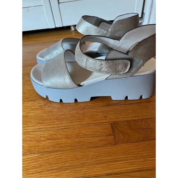 Naked Feet Wedge Samdals‎