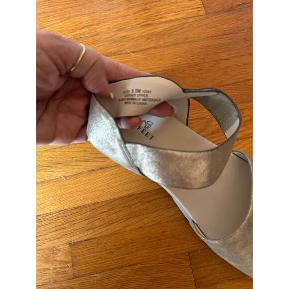 Naked Feet Wedge Samdals‎