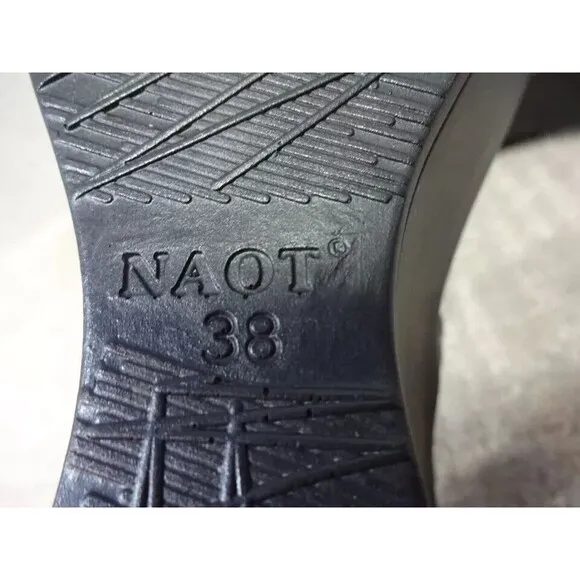 Naot Footwear Women's Size 38 EU 7 US Antique Gold Leather Slides Wedge Sandals
