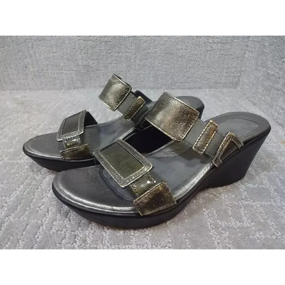 Naot Footwear Women's Size 38 EU 7 US Antique Gold Leather Slides Wedge Sandals