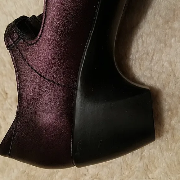 NAOT NEW PURPLE/ BROWN LEATHER MARY JANE SHOES SIZE  37
