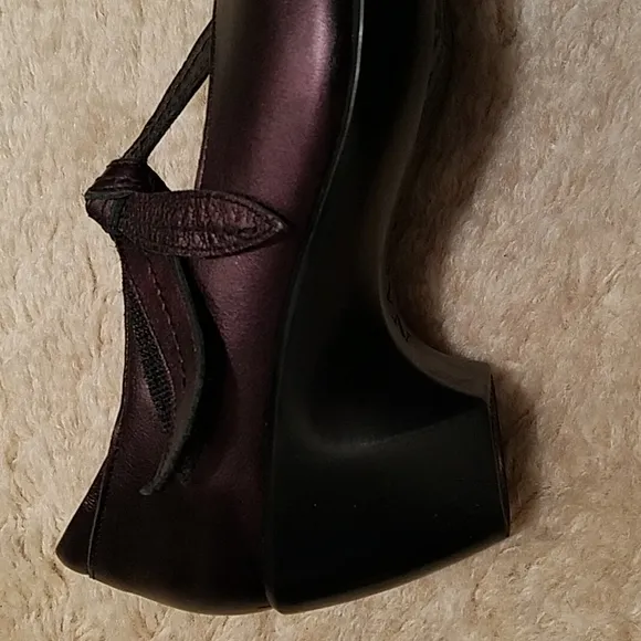 NAOT NEW PURPLE/ BROWN LEATHER MARY JANE SHOES SIZE  37