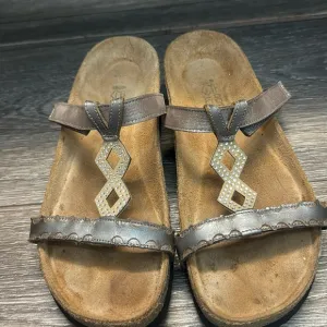 Naot sandals woman’s 38 (n56)