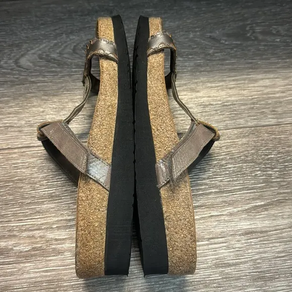 Naot sandals woman’s 38 (n56)