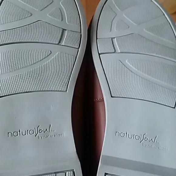 Natural Soul by Naturalizer Ashton Leather Loafers