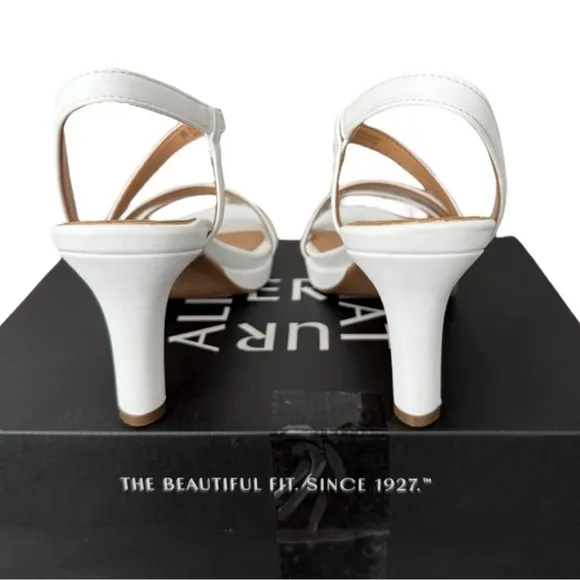 Naturalizer Brenta Women's White Strappy High Heels White Smooth Size 6 Wide