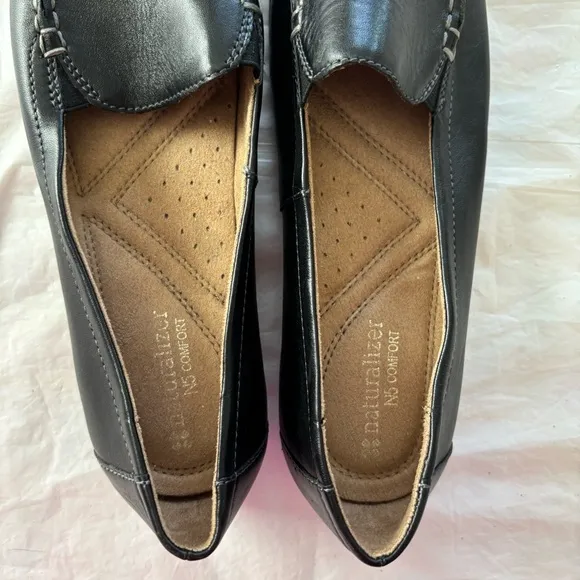 Naturalizer Kettle Black Leather Loafers SZ 9.5 Worn 1X Indoors