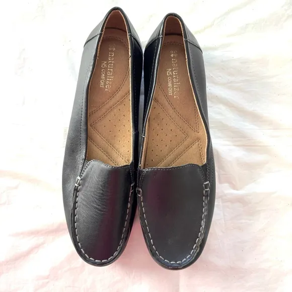 Naturalizer Kettle Black Leather Loafers SZ 9.5 Worn 1X Indoors