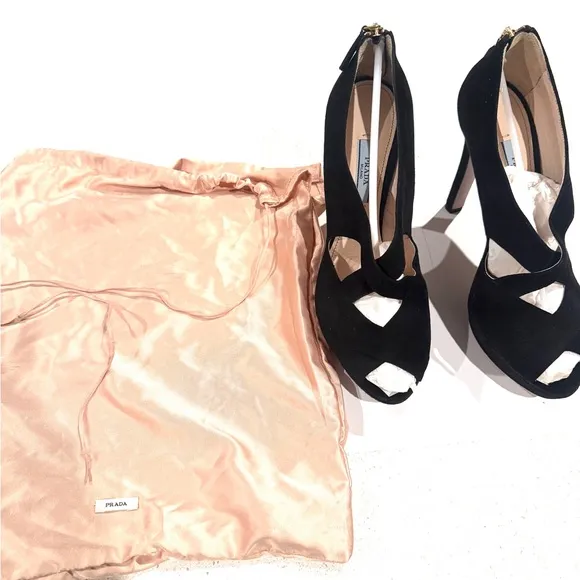 Never Worn Prada Black Heels
