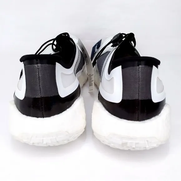 NEW Adidas by Stella McCartney Pulse Boost HD S Sneakers Size 9 White Black