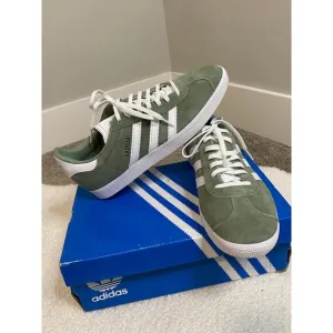 New Adidas Gazelle Women's Green/White Sneakers Size 11