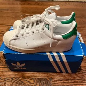 NEW Adidas Stan Smith Superstar Superstan shoes
