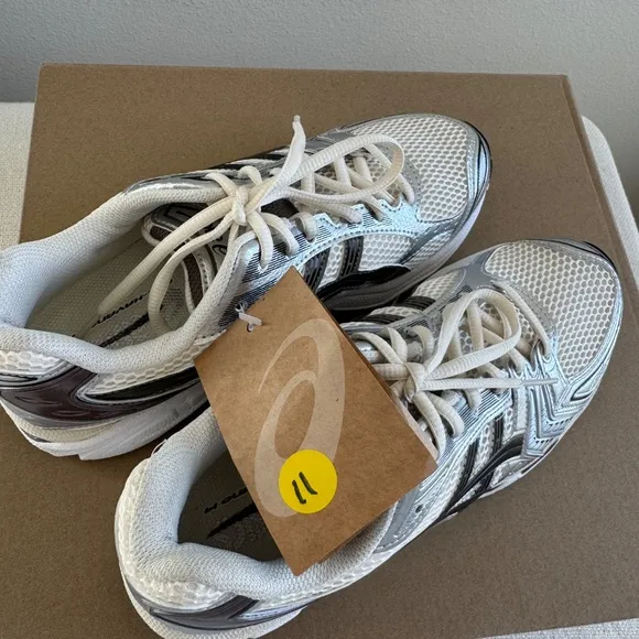 New Asics Gel-Kayano 14 Cream Black Metallic Plum Men's Size 7