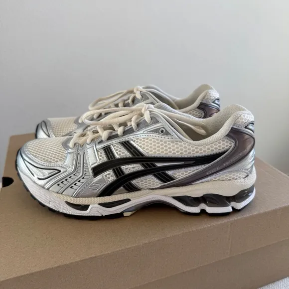 New Asics Gel-Kayano 14 Cream Black Metallic Plum Men's Size 7