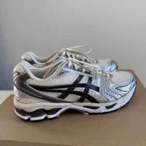 New Asics Gel-Kayano 14 Cream Black Metallic Plum Men's Size 7