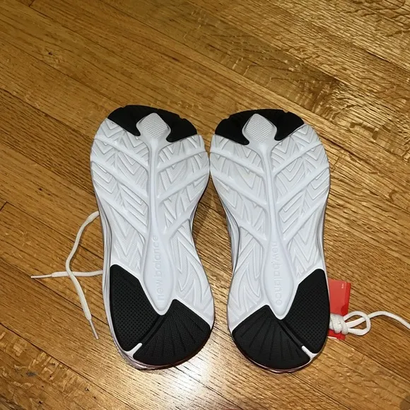 New Balance 411 Running Shoes NWT