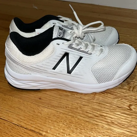 New Balance 411 Running Shoes NWT