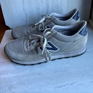 New Balance 501 Men’s Shoes Gray Suede Running Athletic Ripple Sneakers 11.5