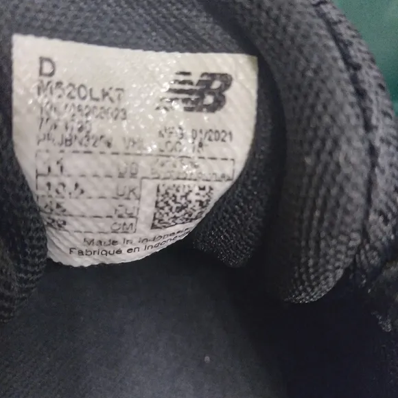 New Balance 520 Men's Black Running Shoes Sz 11