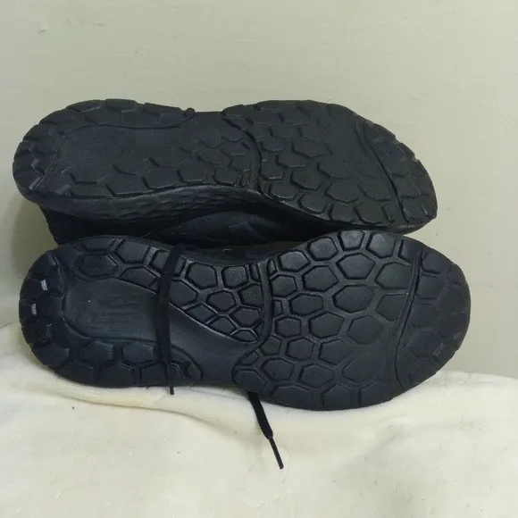 New Balance 520 Men's Black Running Shoes Sz 11