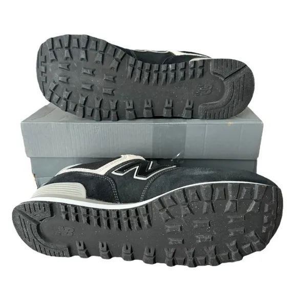 New Balance 574 Core Sneakers Shoes Men 11.5 Women 13 Black White