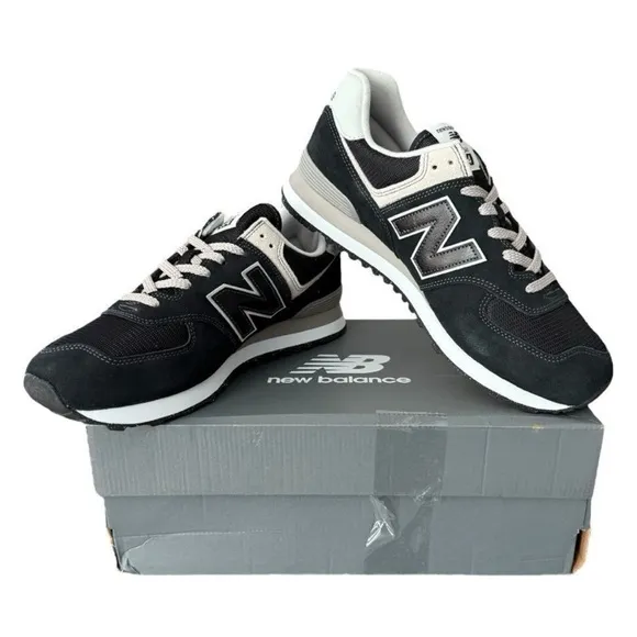 New Balance 574 Core Sneakers Shoes Men 11.5 Women 13 Black White