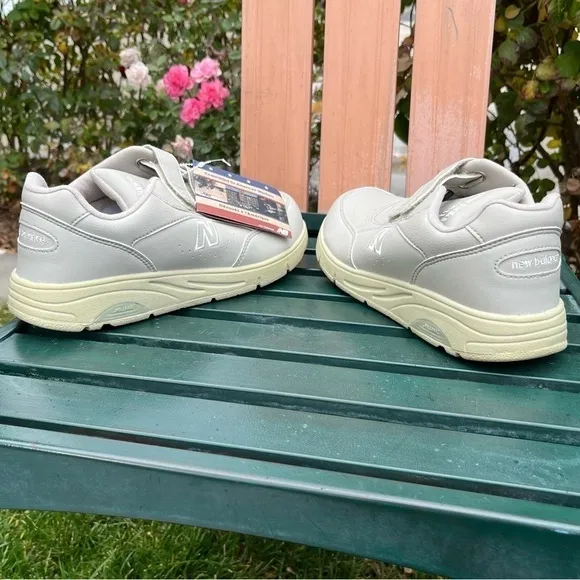 New Balance 811 USA Walking Shoes