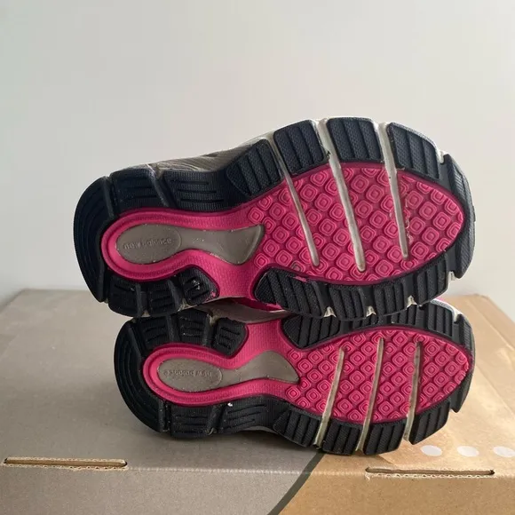 New Balance 990 Pink/White Toddler Sneakers- SZ 5 C