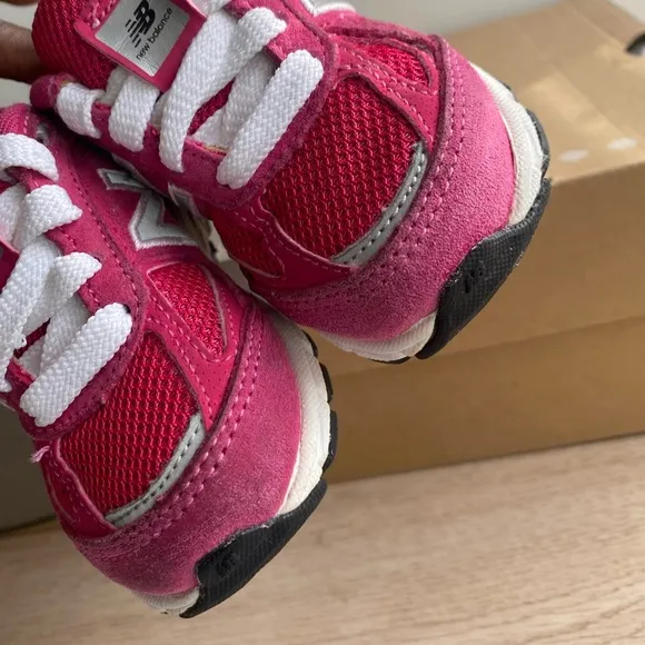 New Balance 990 Pink/White Toddler Sneakers- SZ 5 C