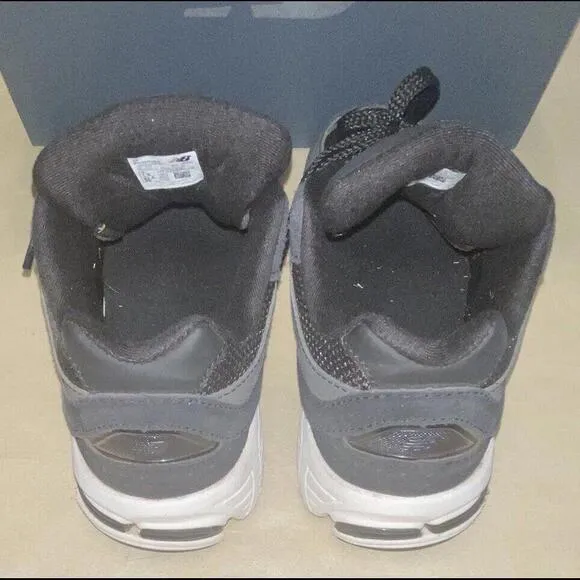 New Balance Casual Shoes Black PC2002BK Size 2