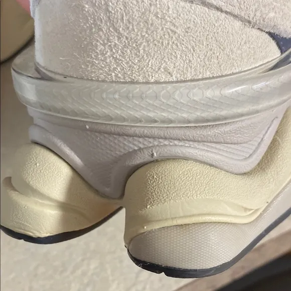 New Balance Cream and Blue Sneakers