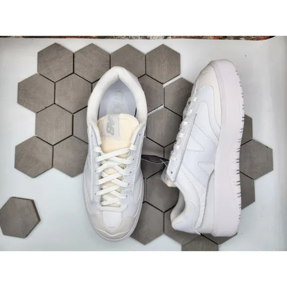 New Balance CT302 Sneakers White White CT302LA Men's 10.5 Women's 12