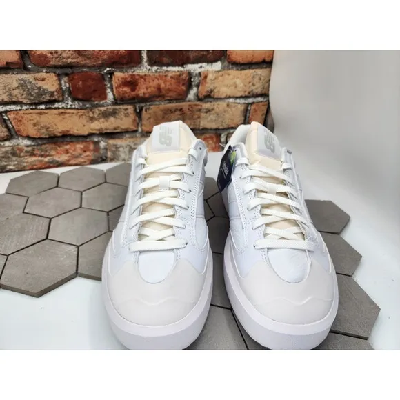 New Balance CT302 Sneakers White White CT302LA Men's 10.5 Women's 12