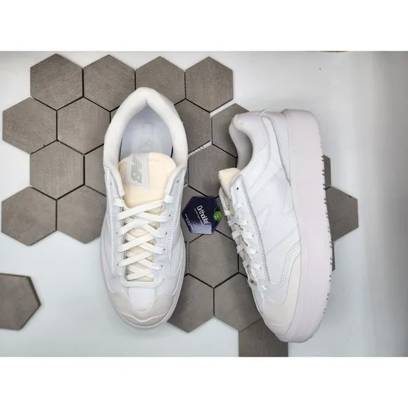New Balance CT302 Sneakers White White CT302LA Men's 10.5 Women's 12